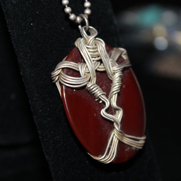 925, Tribal Necklace with etched agate, Eagle Wings, Handmade, wire wrapped - Picture 14 of 14